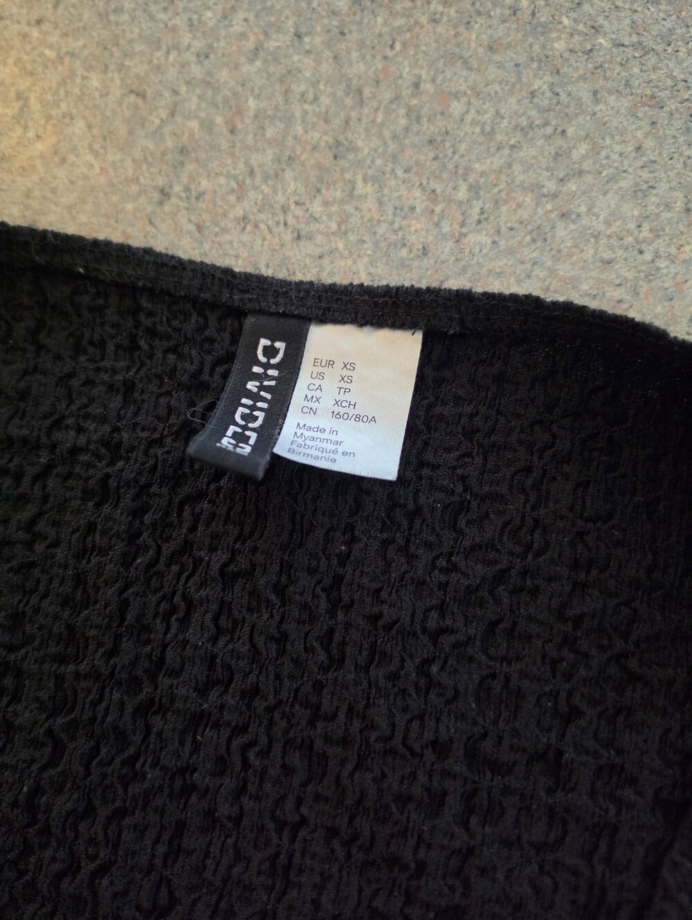 Divided Crop Top - Picture 2 of 2